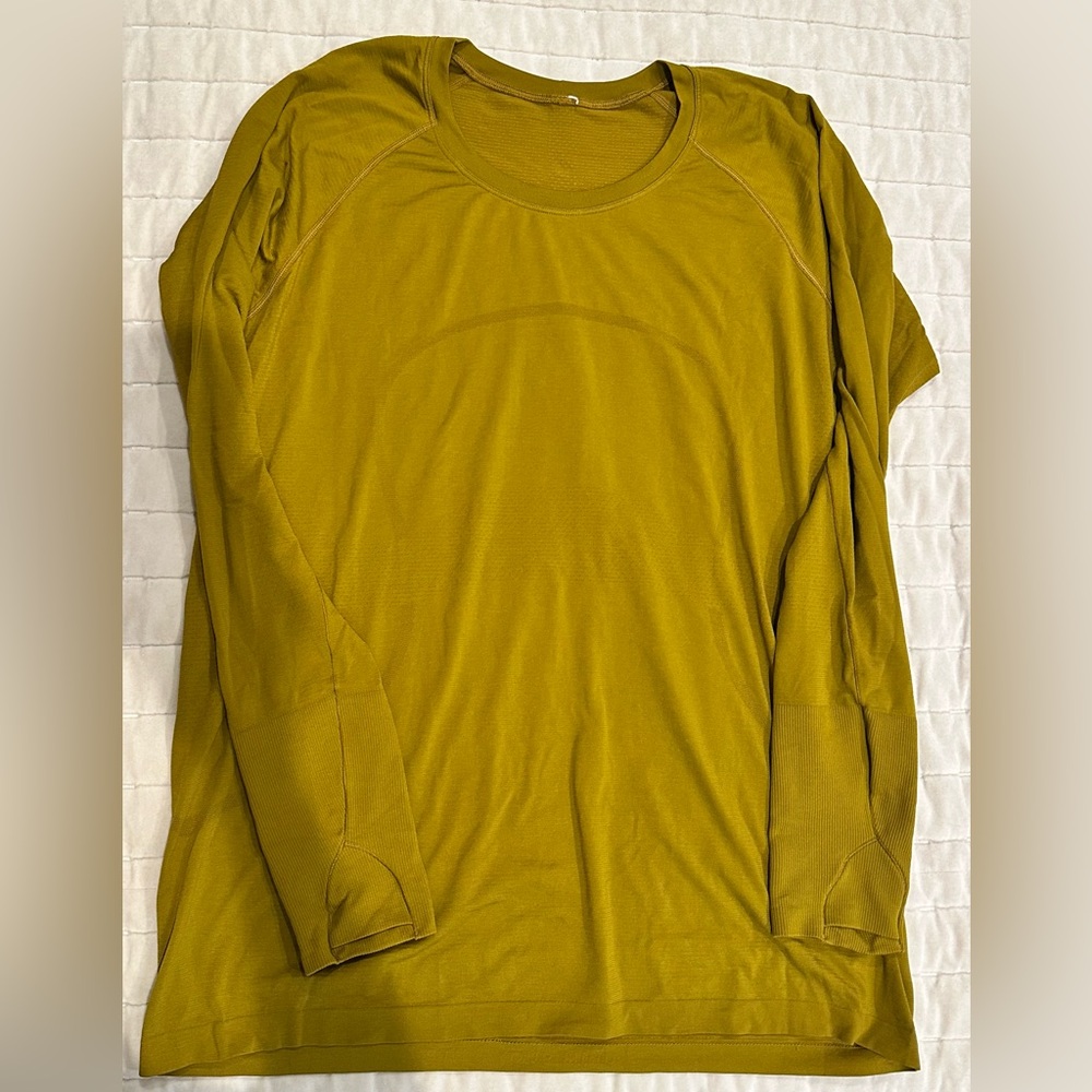 Lululemon Swiftly Tech Long Sleeve Hip Length Size 18